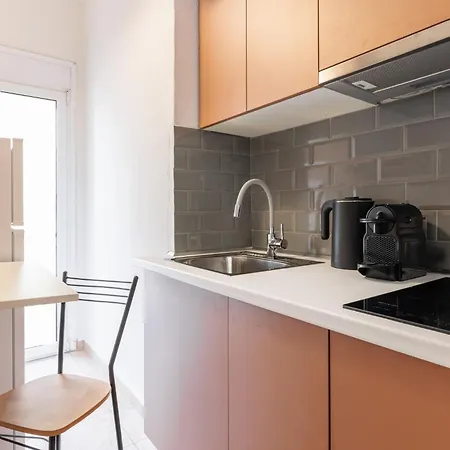 F & B Collection - Flat For 3 * Selanik